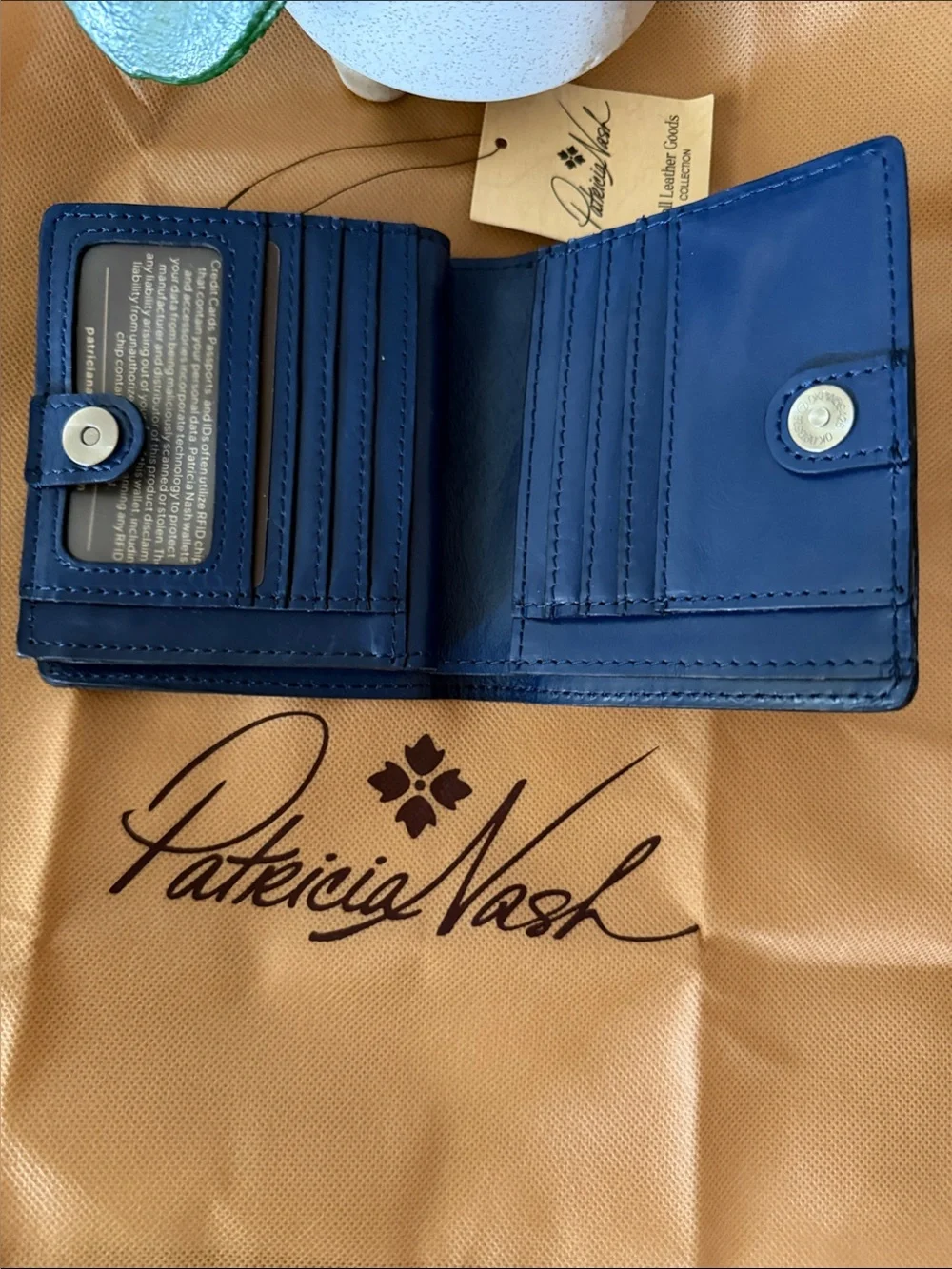 Patricia Nash compact bifold